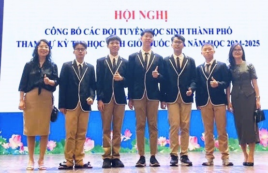 Hành trình 16 năm xây dựng ngôi trường giàu thành tích của bà giáo yêu nghề